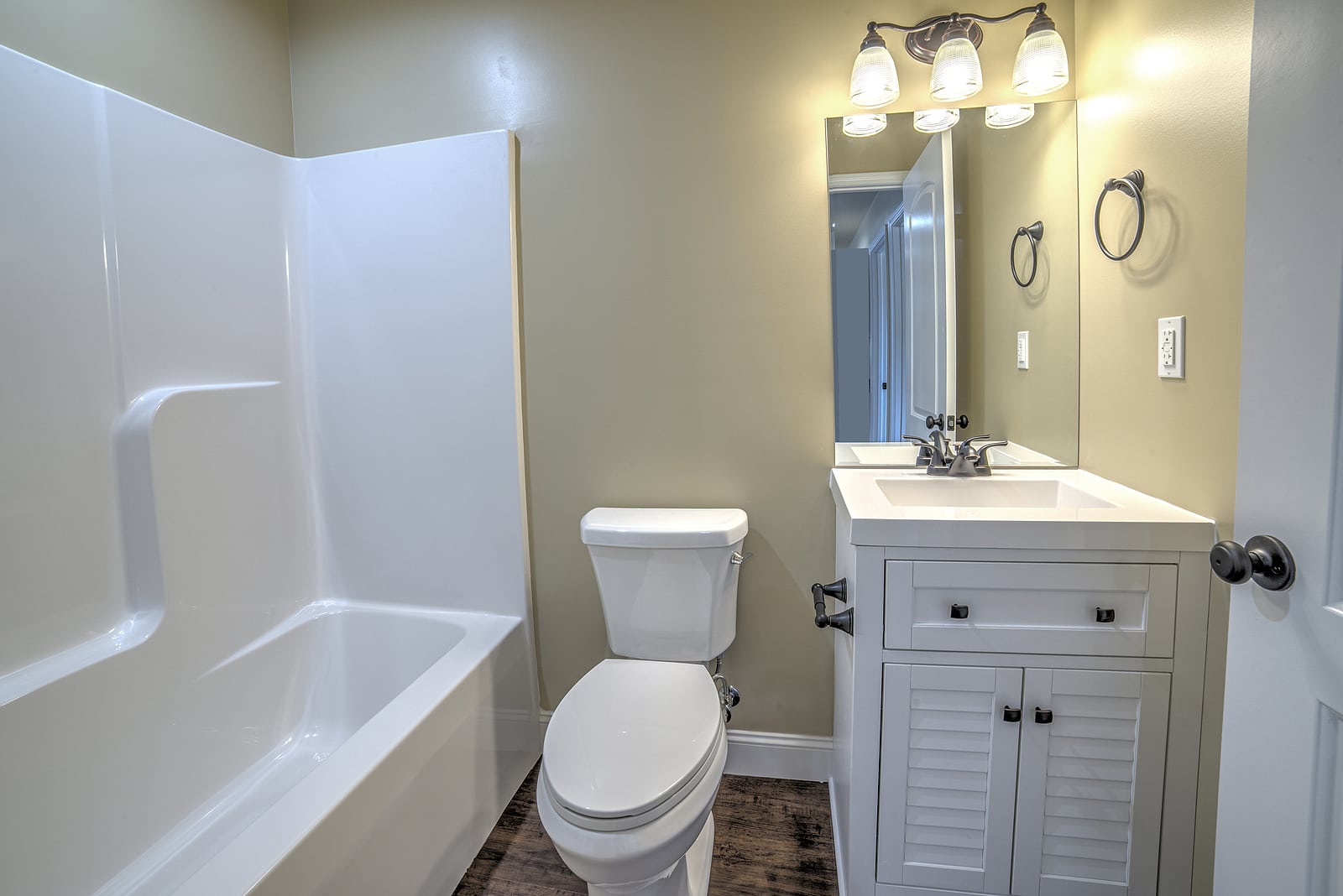 What You Should Know About Bathtub Liners